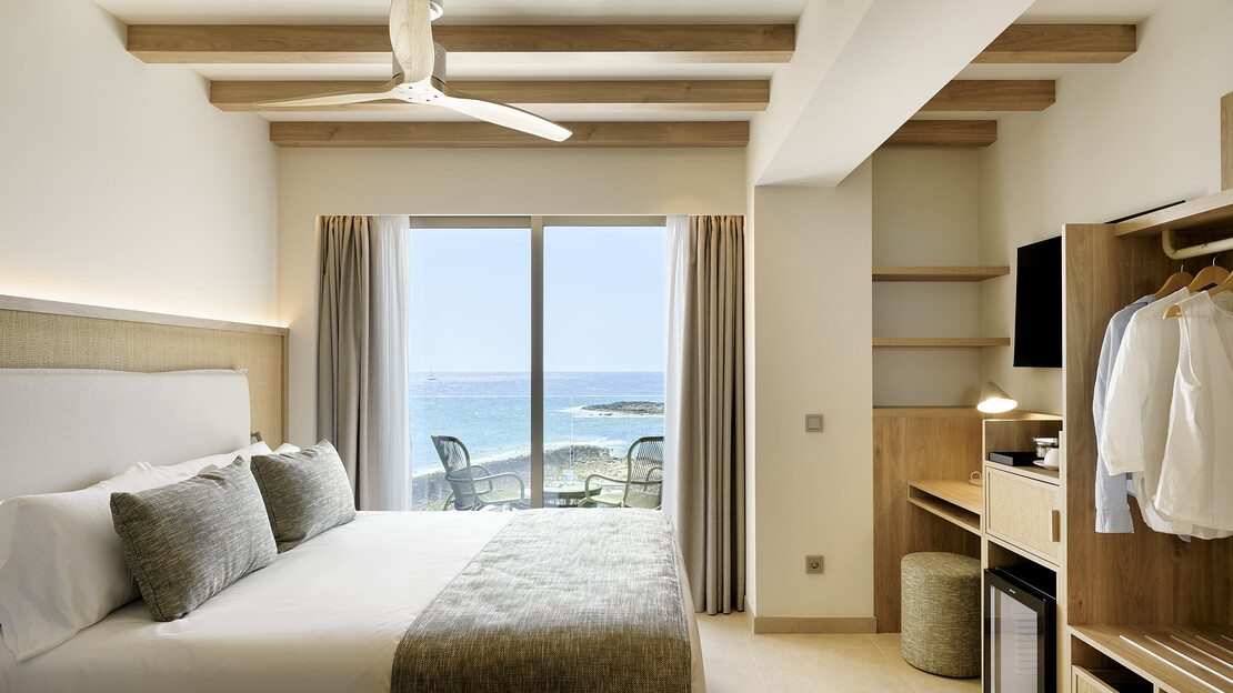 Side Sea-View Double